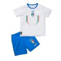 Billiga Italien Barnkläder Borta fotbollskläder till baby 2022 Kortärmad (+ Korta byxor)